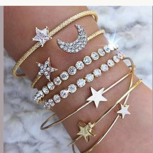 Jewelry - 4 pcs bracelet star and moon